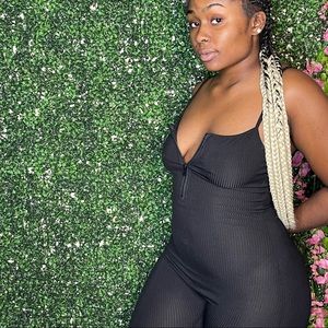 Black Bossy Bodysuit 🖤